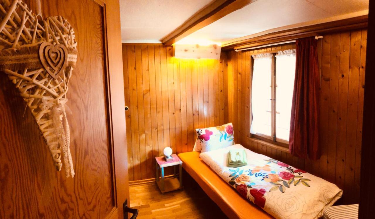 Gemuetliches Zuhause Mit Ausblick Lägenhet Wilderswil Exteriör bild